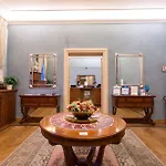 Hotel Grand Entourage - Palazzo Strassoldo 4*
