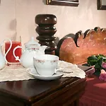 Grand Entourage - Palazzo Strassoldo 4* غوريزيا