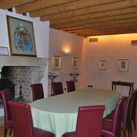 Grand Entourage - Palazzo Strassoldo