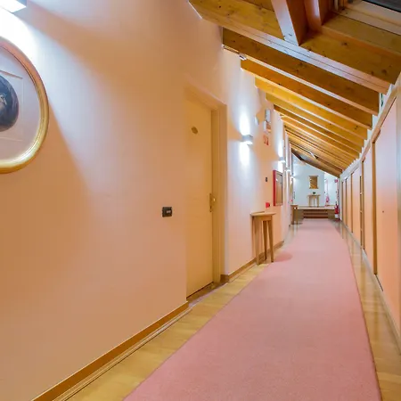 Hotel Grand Entourage - Palazzo Strassoldo 4*