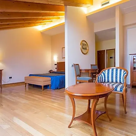 Hotel Grand Entourage - Palazzo Strassoldo Gorizia