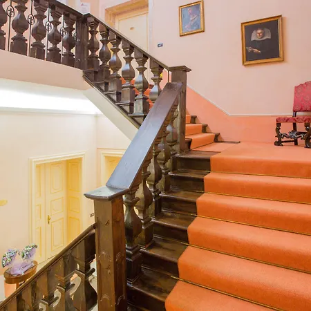 Hotel Grand Entourage - Palazzo Strassoldo 4*