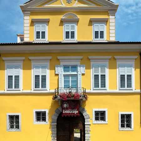 Grand Entourage - Palazzo Strassoldo 4*